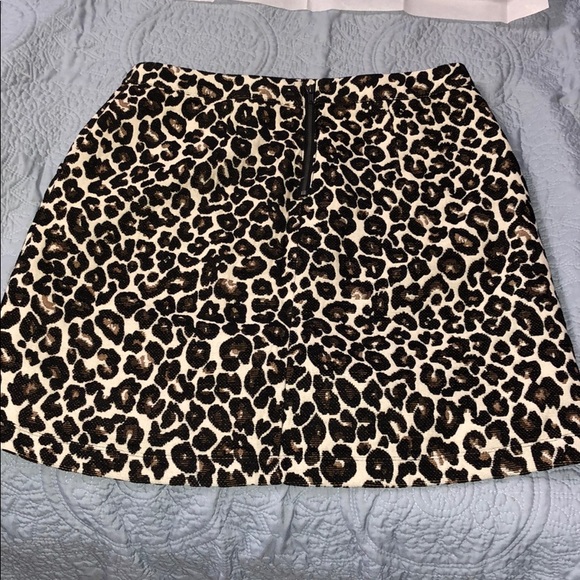 Leopard Short skirt - Picture 3 of 7
